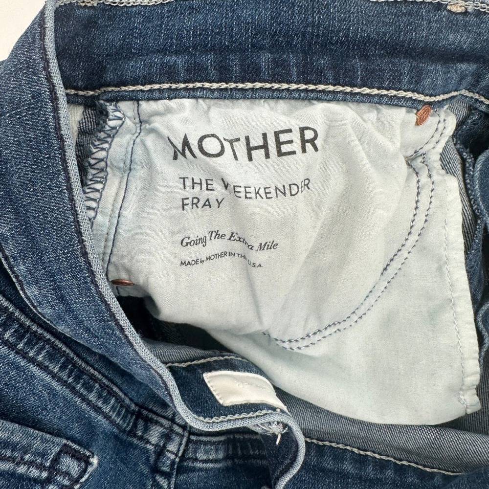 MOTHER The Weekender Fray Jeans Blue Flare Raw Hem Size 31 Going the Extra Mile - Picture 5 of 9